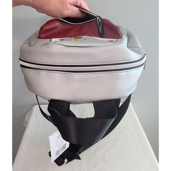 Snoopy/Woodstock Peanuts Official Mini Backpack BioWorld Dog House Silver/Red - Picture 6 of 14